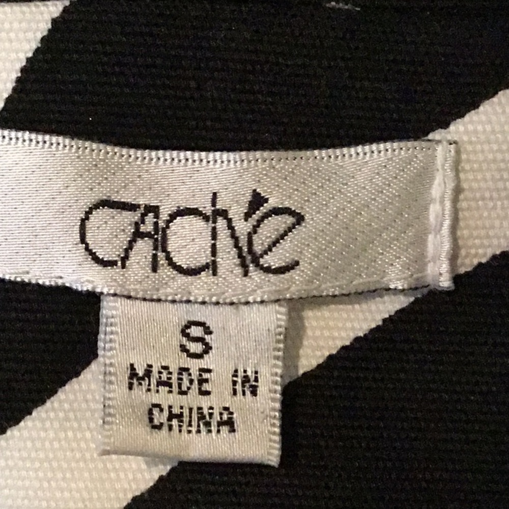 Cache Black & White Spring/Summer Jacket - Picture 6 of 7